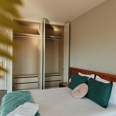 Luna House & Cowork Cascais Phòng bức ảnh